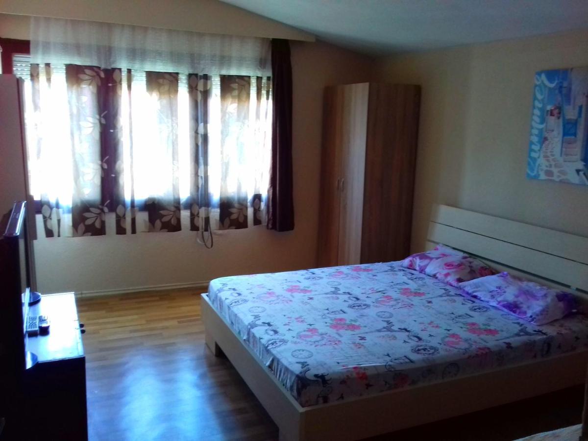 Marko Apartments Струга Екстер'єр фото